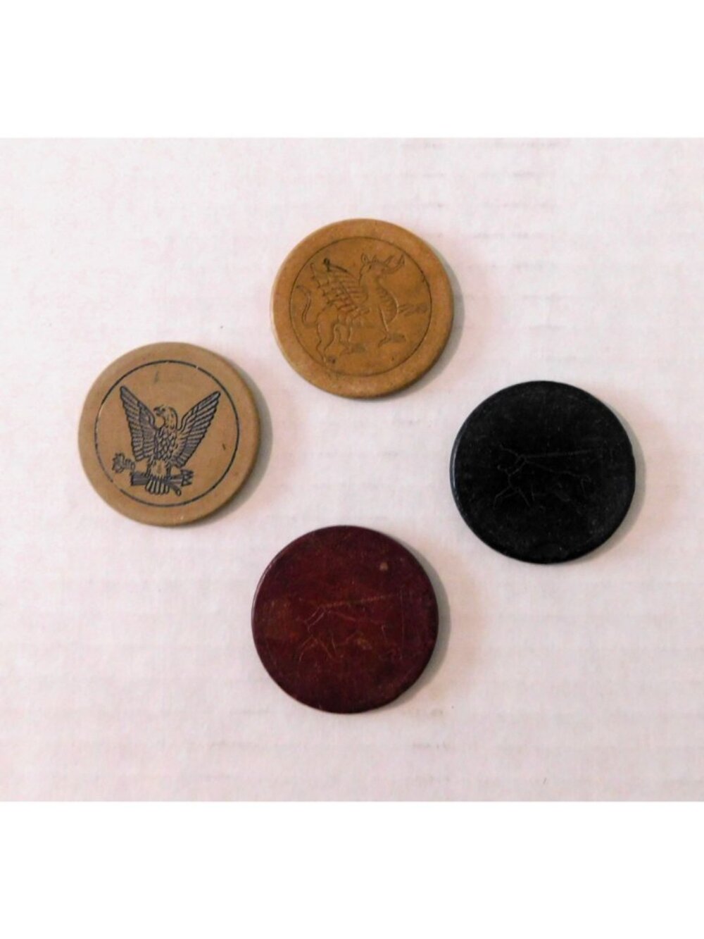 Vintage Clay Poker Chips Set Of 4 Griffin Eagle Hound Designs - Picture 7 of 7